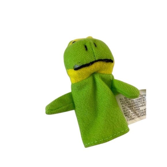 Lot of 3 Smoochy The Frog Ty Teenie Beanie  Knit Socks Finger Puppet - Picture 5 of 15